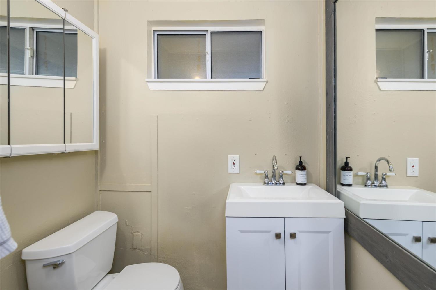 Alder Drive, Camino, California image 16