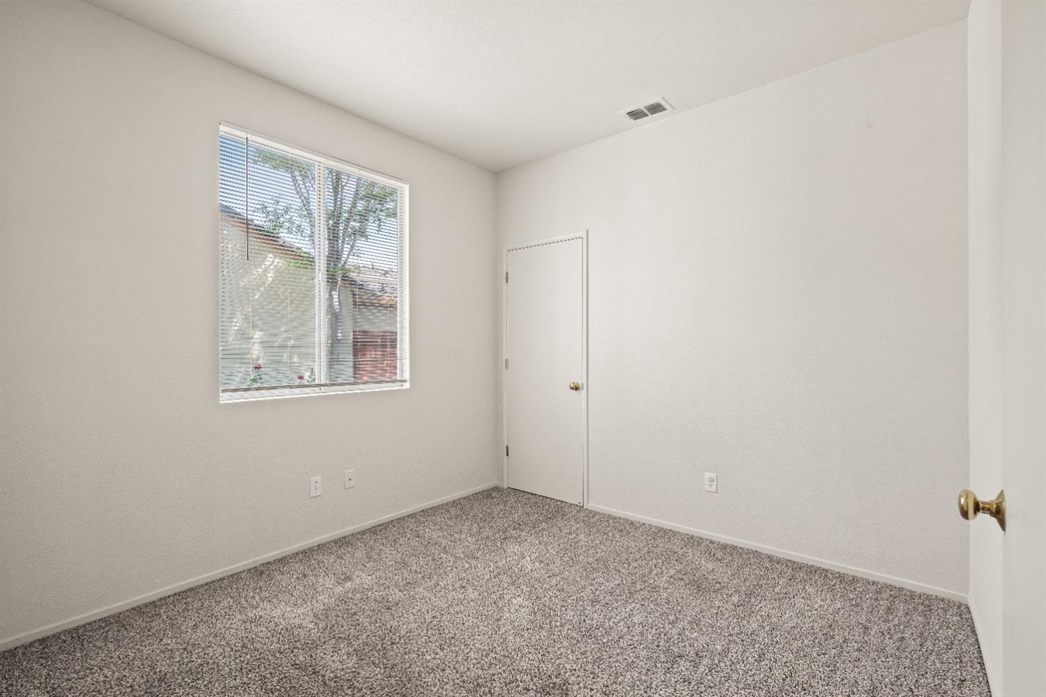 Detail Gallery Image 22 of 29 For 9394 Bennoel Way, Elk Grove,  CA 95758 - 3 Beds | 2 Baths