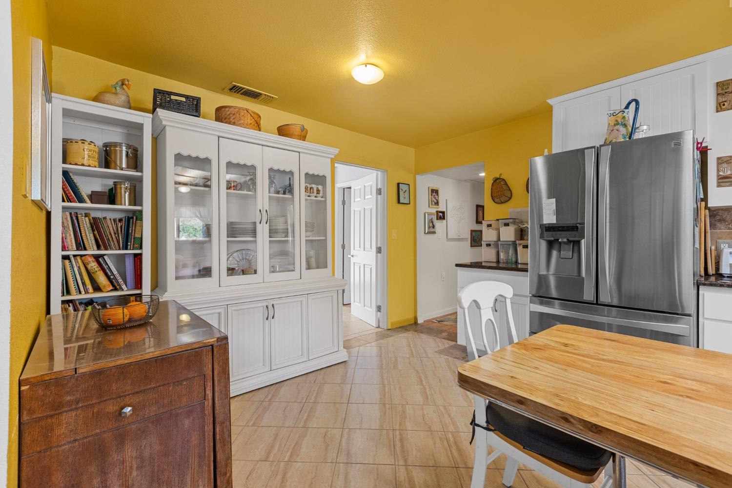 Detail Gallery Image 15 of 40 For 8529 El Verano Ave, Elverta,  CA 95626 - 4 Beds | 2 Baths