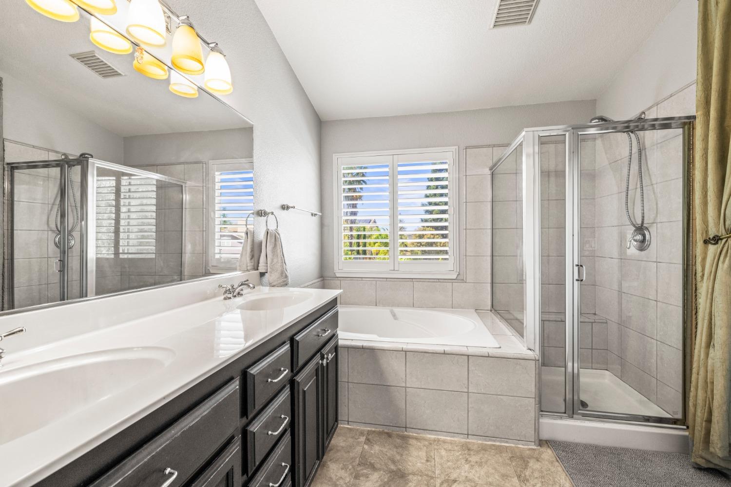 Garfield Court, Rocklin, California image 33