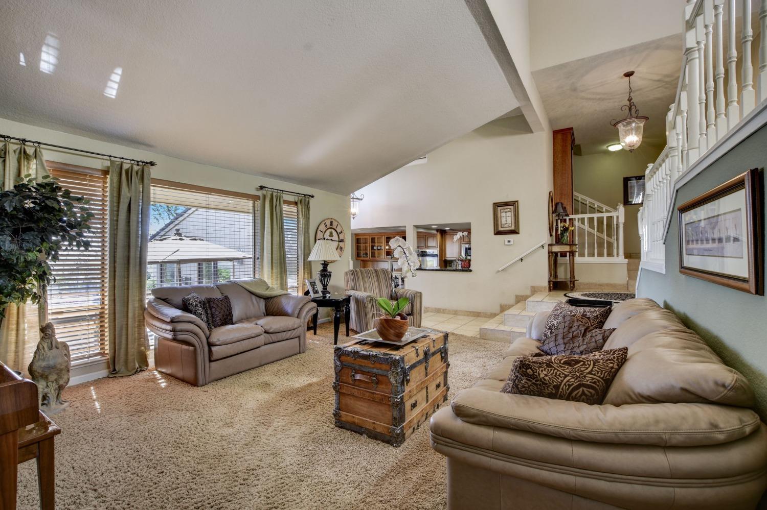 Viewridge Drive, Auburn, California image 14