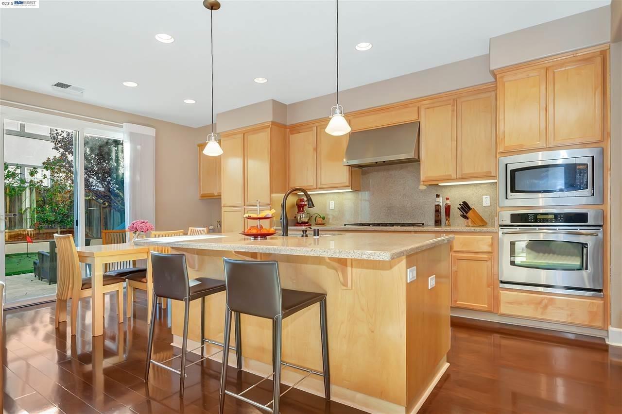 Detail Gallery Image 7 of 29 For 2159 Mornington Ln, San Ramon,  CA 94582 - 4 Beds | 3 Baths