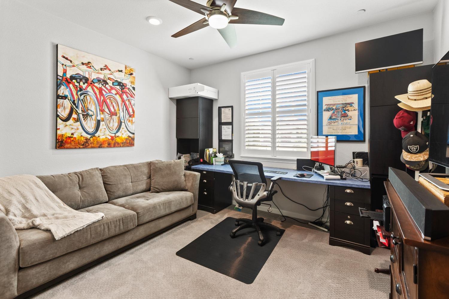 Detail Gallery Image 30 of 50 For 9273 Red Thistle Ct, Sacramento,  CA 95829 - 3 Beds | 2 Baths