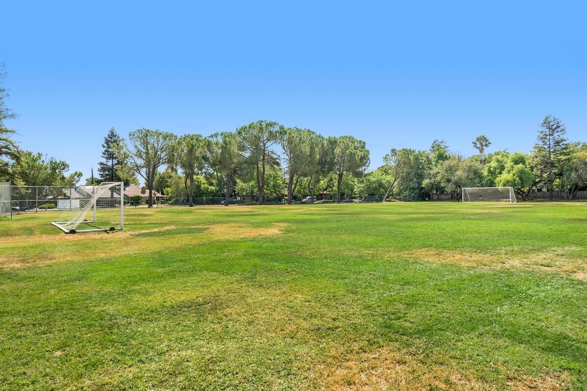 Lake Terrace Circle, Davis, California image 43