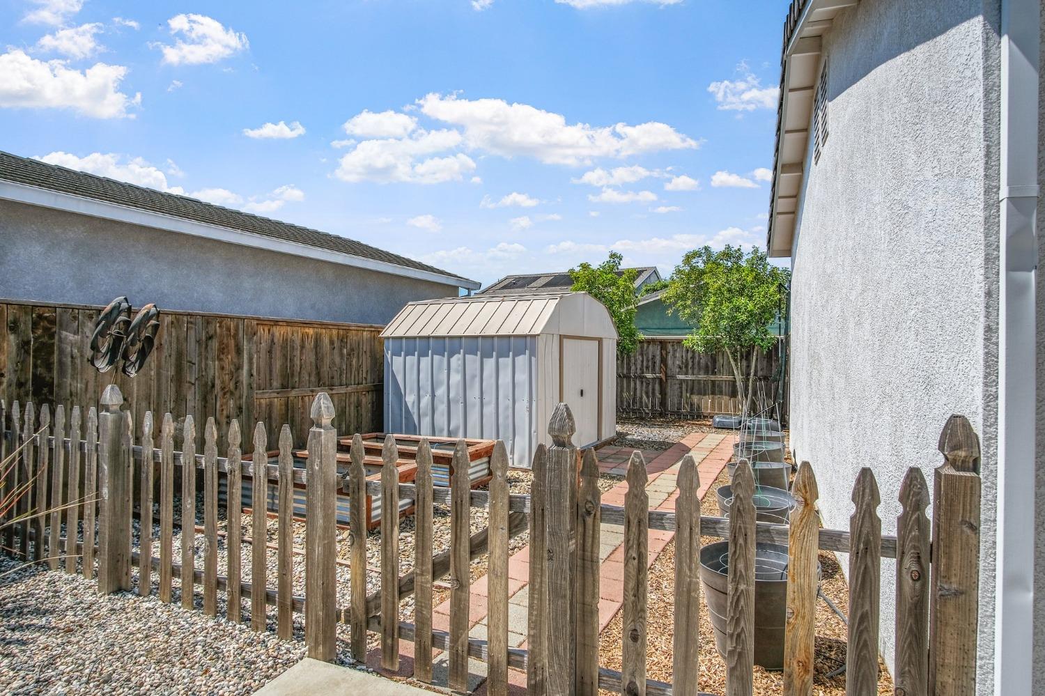 Breton Drive, Oakdale, California image 32