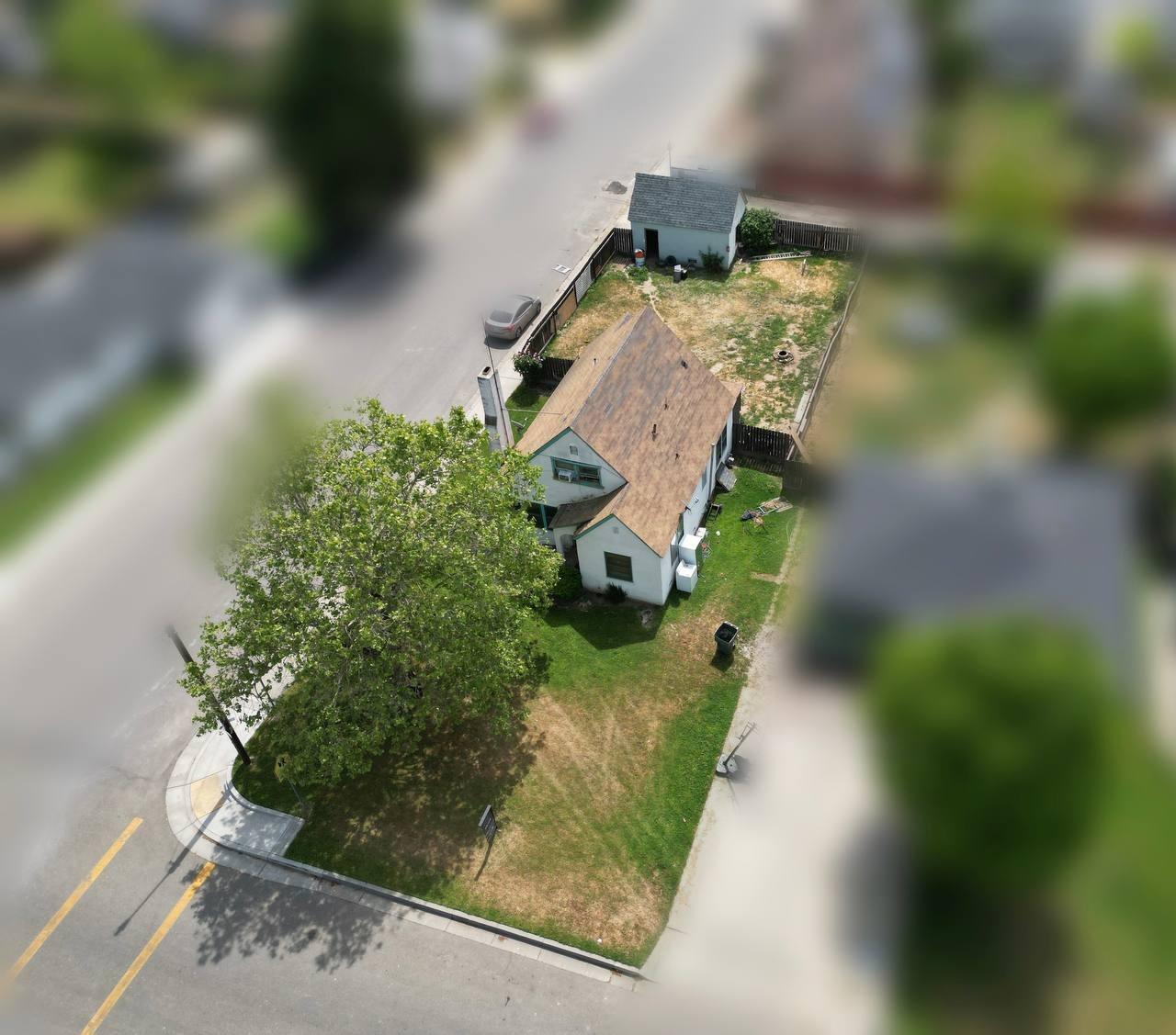 Orange Avenue, Chowchilla, California image 23