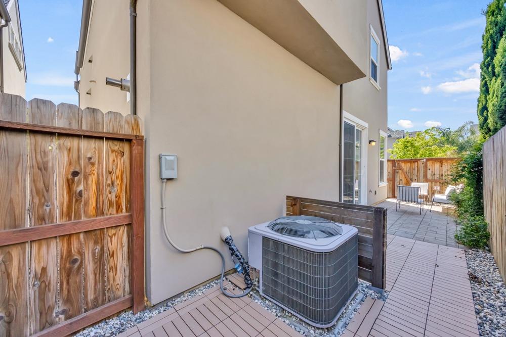 Wind Place, Roseville, California image 44