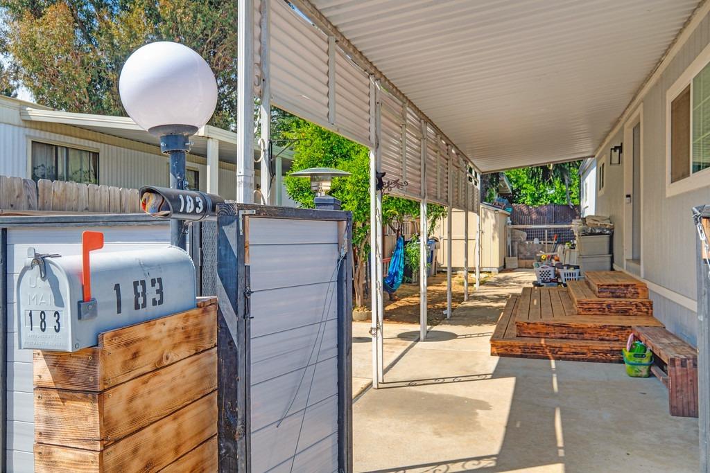 Detail Gallery Image 2 of 41 For 6025 Dias Ave 183, Sacramento,  CA 95824 - 2 Beds | 2 Baths