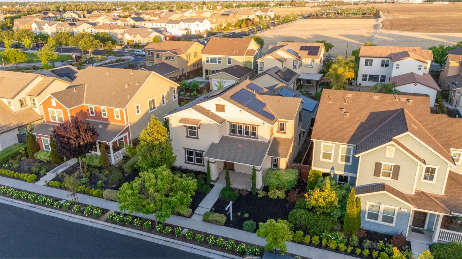 Detail Gallery Image 58 of 72 For 2342 Augusta Ave, Tracy,  CA 95377 - 4 Beds | 3 Baths