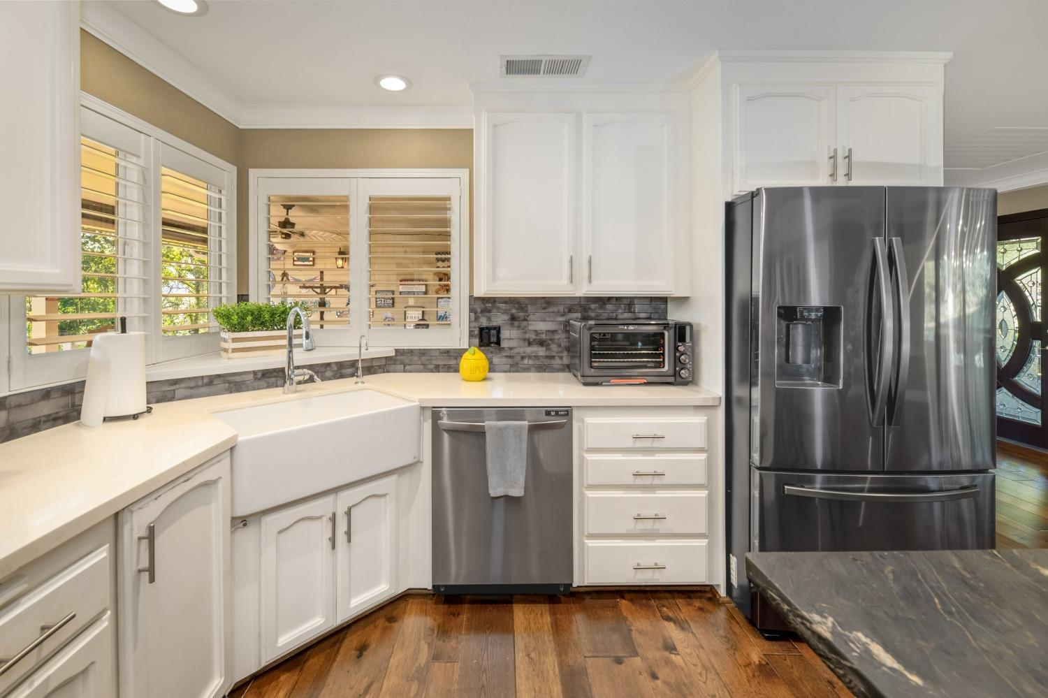 Detail Gallery Image 16 of 99 For 9997 Deer Ridge Ct, Browns Valley,  CA 95918 - 4 Beds | 3 Baths