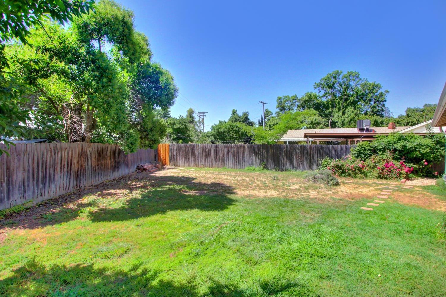 Hesket Way, Sacramento, California image 33