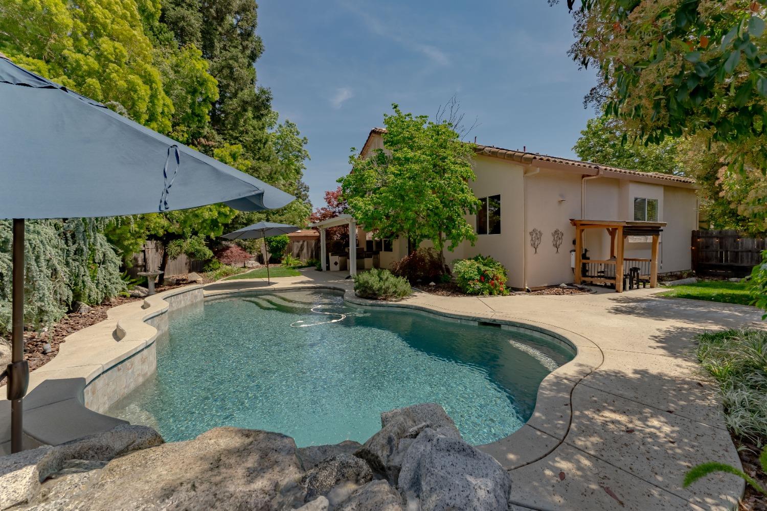 Hadnall Ct, Roseville, California image 40