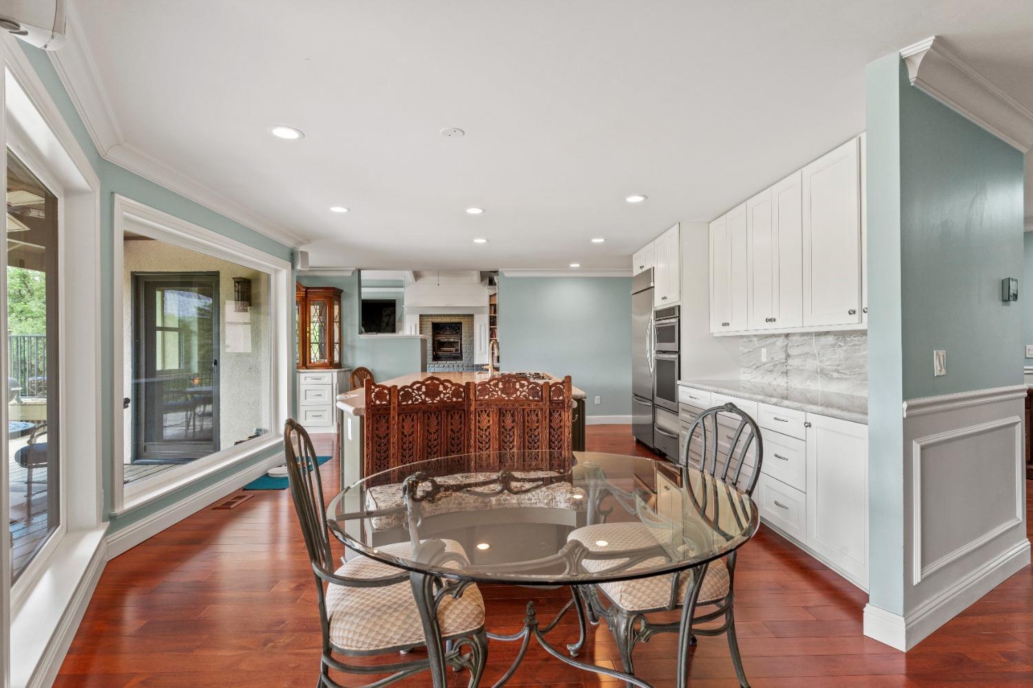 Fairway Court, Auburn, California image 8