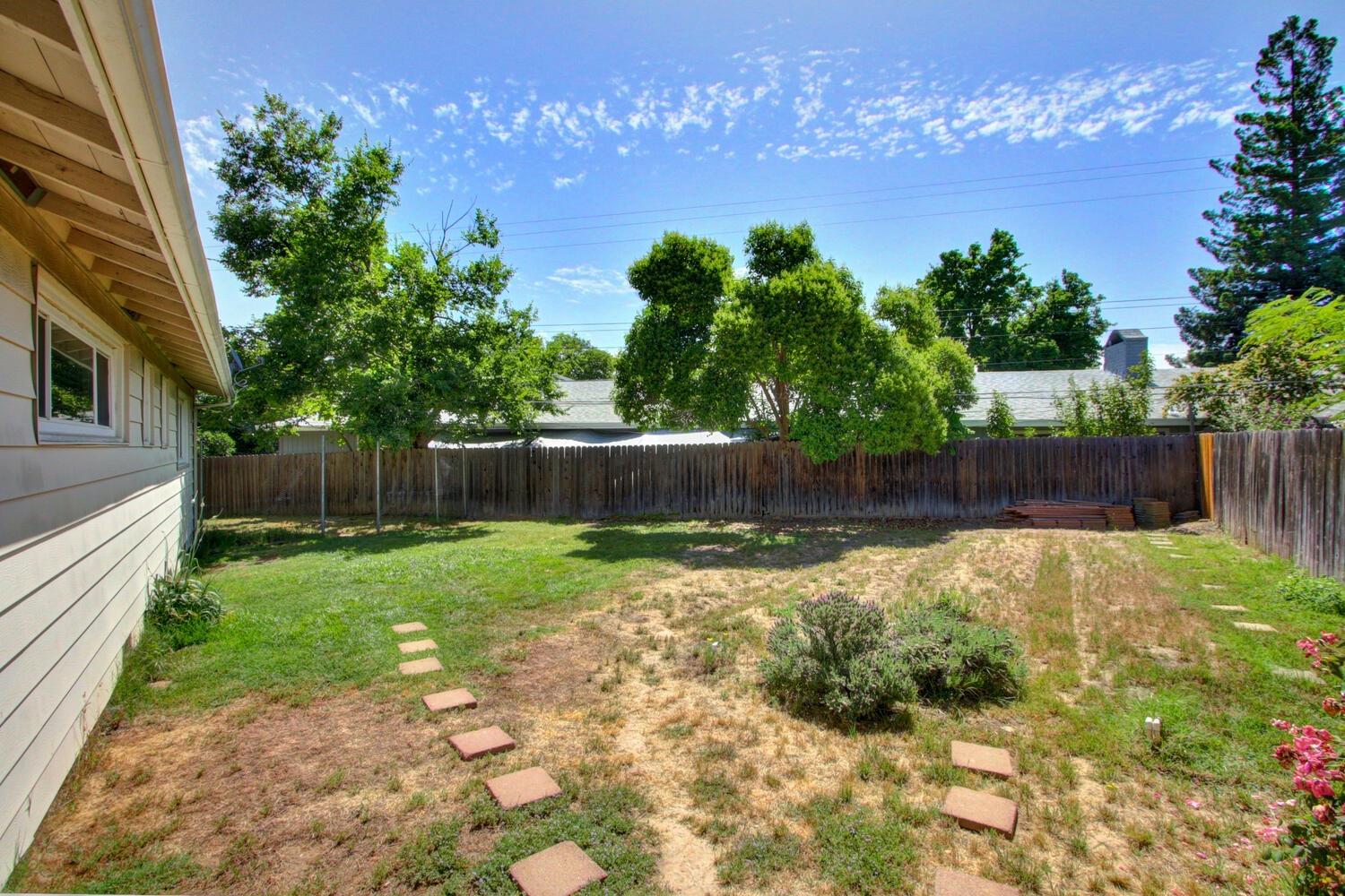 Hesket Way, Sacramento, California image 41