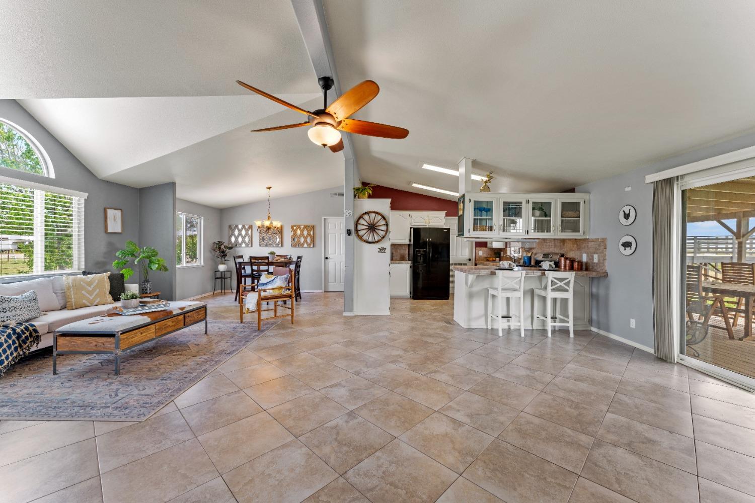 Detail Gallery Image 8 of 88 For 7394 Camp Far West Rd, Wheatland,  CA 95692 - 3 Beds | 2 Baths