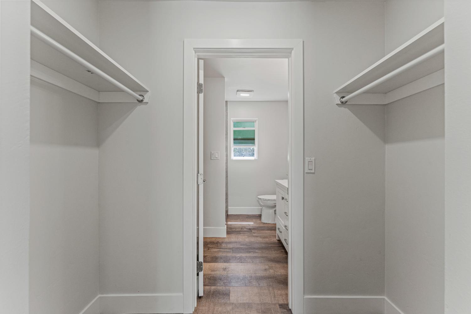 Detail Gallery Image 22 of 39 For 6865 Escallonia Dr, Orangevale,  CA 95662 - 3 Beds | 3 Baths