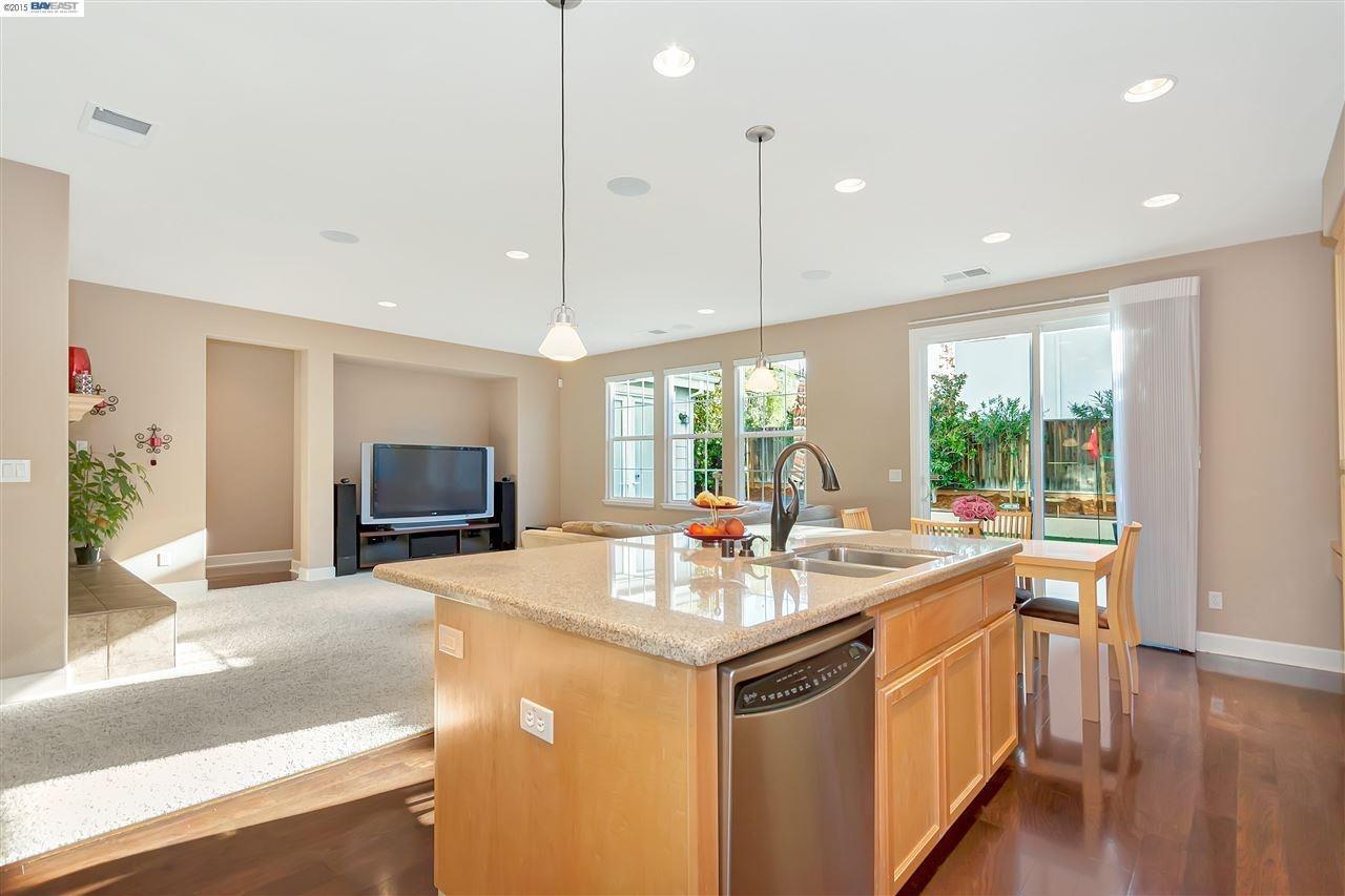 Detail Gallery Image 10 of 29 For 2159 Mornington Ln, San Ramon,  CA 94582 - 4 Beds | 3 Baths
