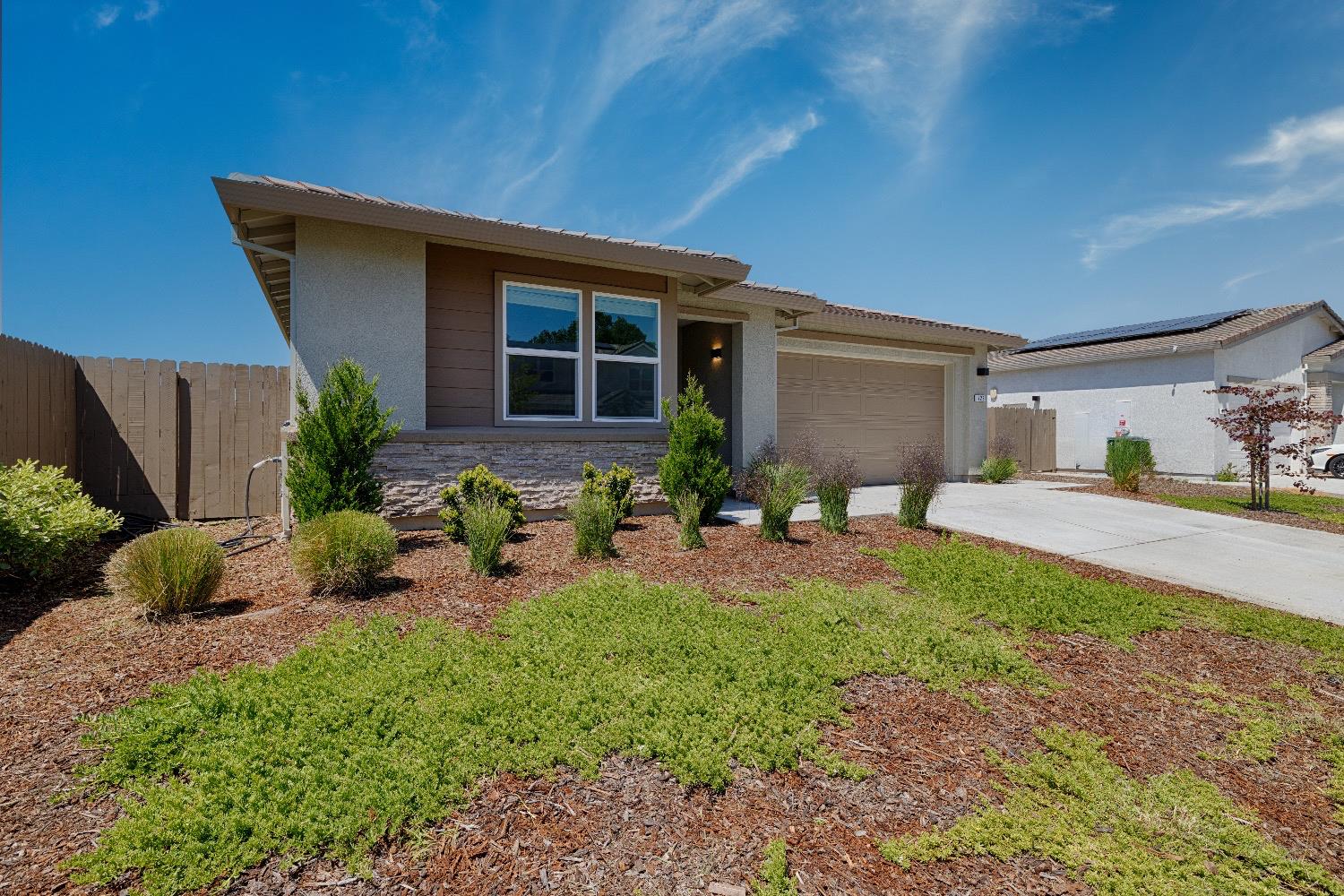 Pacific Grove Way, Olivehurst, California image 2