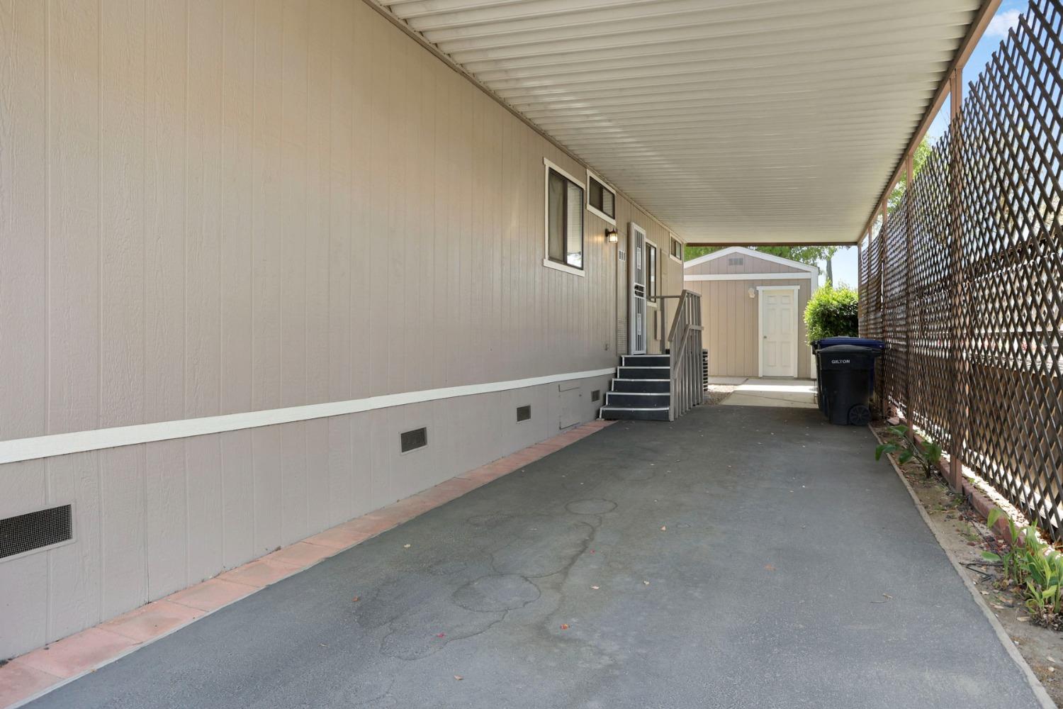 Detail Gallery Image 4 of 32 For 30 Schooner 30, Modesto,  CA 95356 - 2 Beds | 2 Baths