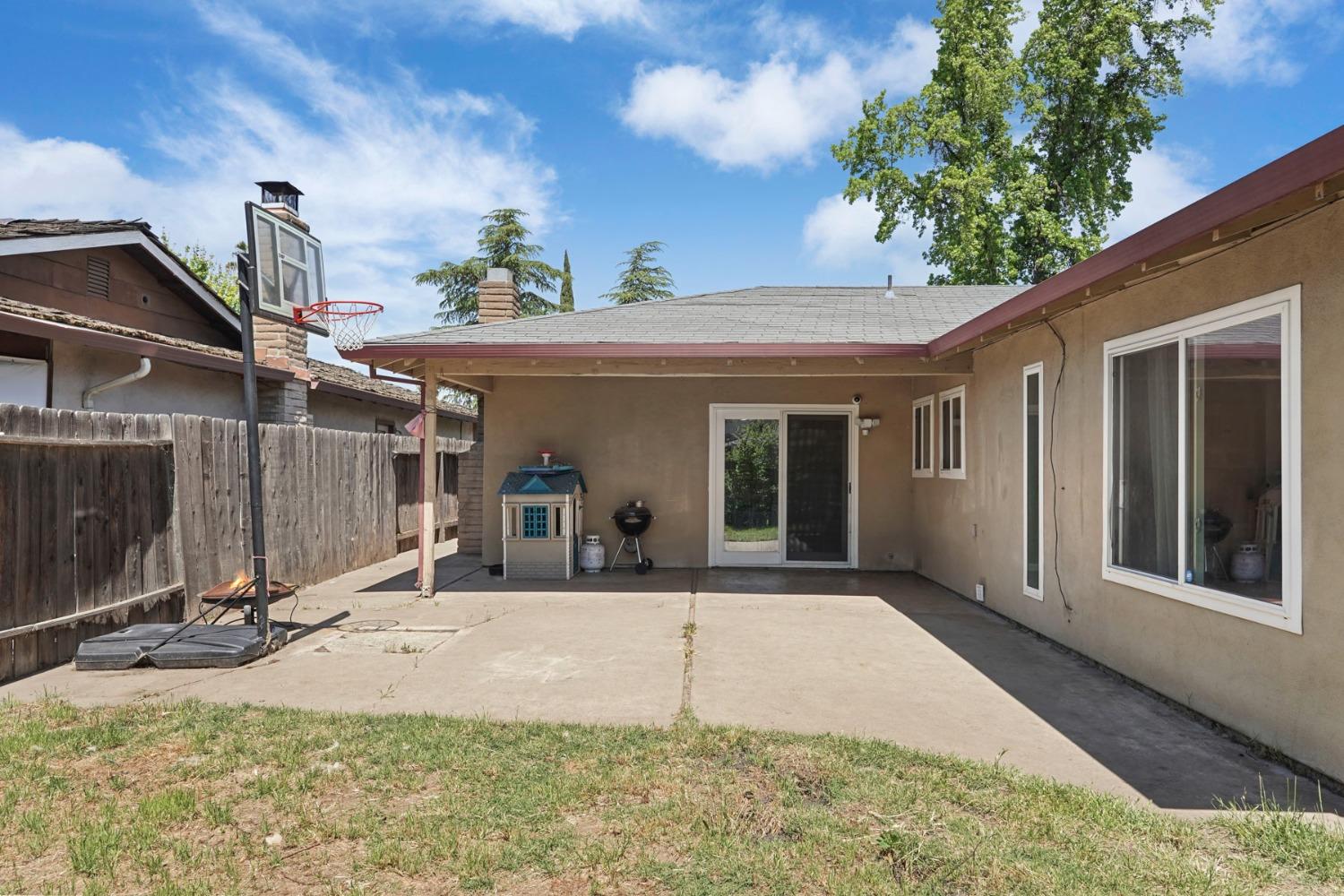 Detail Gallery Image 38 of 47 For 2572 Alexa Way, Stockton,  CA 95209 - 3 Beds | 2 Baths