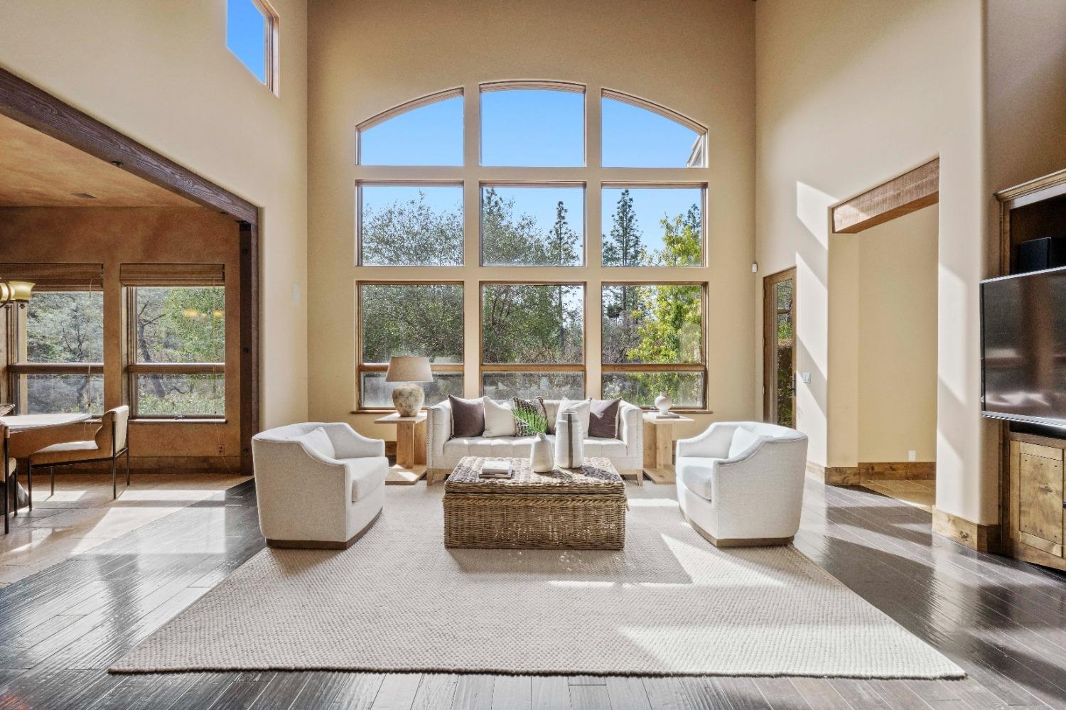 Detail Gallery Image 18 of 90 For 16279 Winchester Club Dr, Meadow Vista,  CA 95722 - 4 Beds | 5/1 Baths