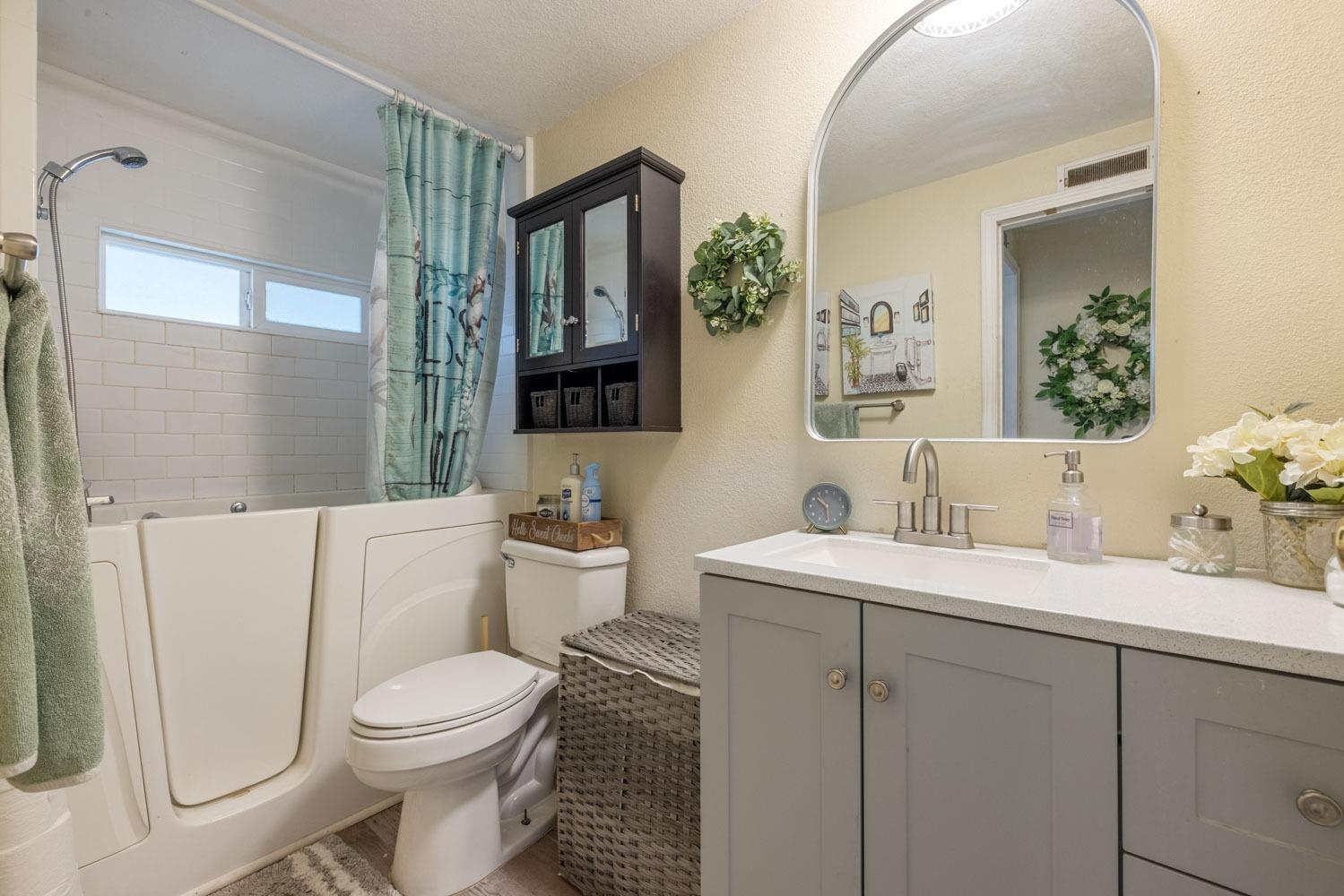 Detail Gallery Image 21 of 33 For 4350 Cherokee Rd 34, Stockton,  CA 95215 - 2 Beds | 1 Baths
