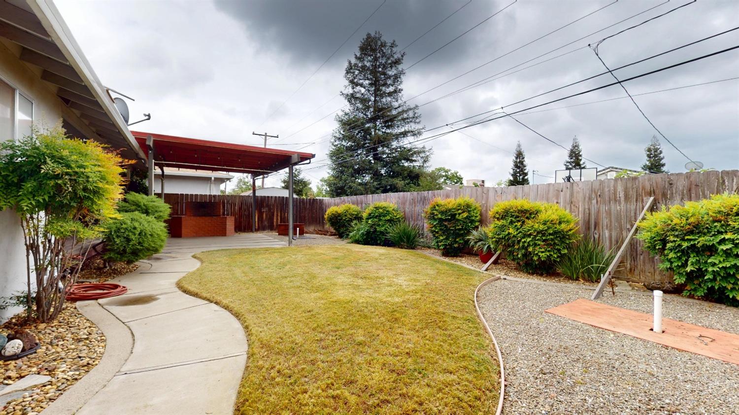 Tamarisk Avenue, Stockton, California image 19