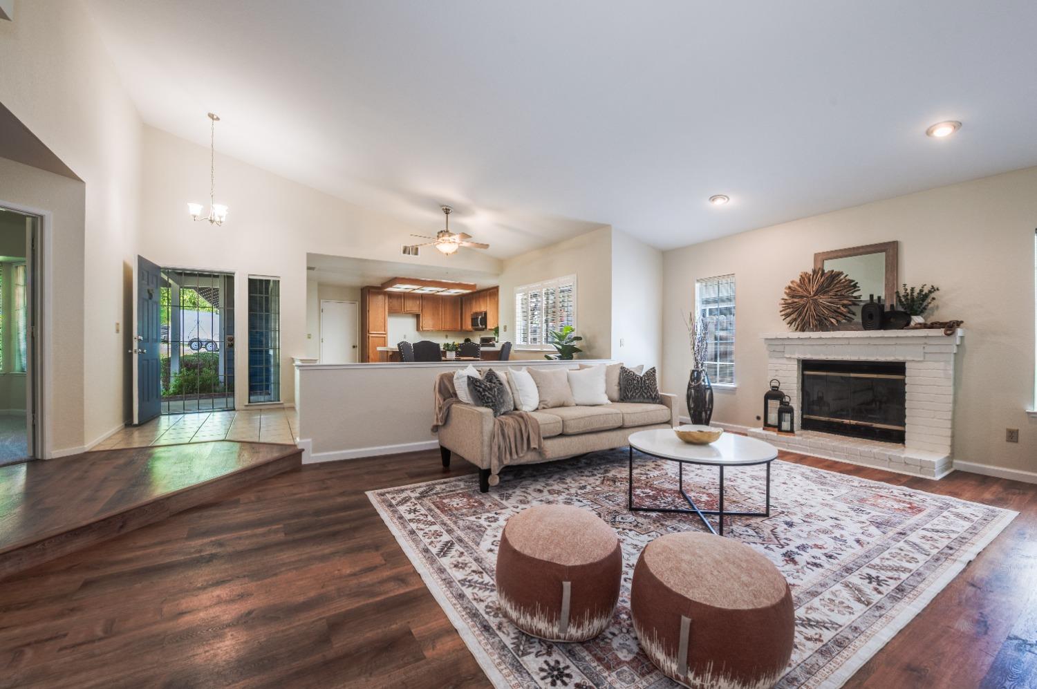 W Oak Court, Citrus Heights, California image 5