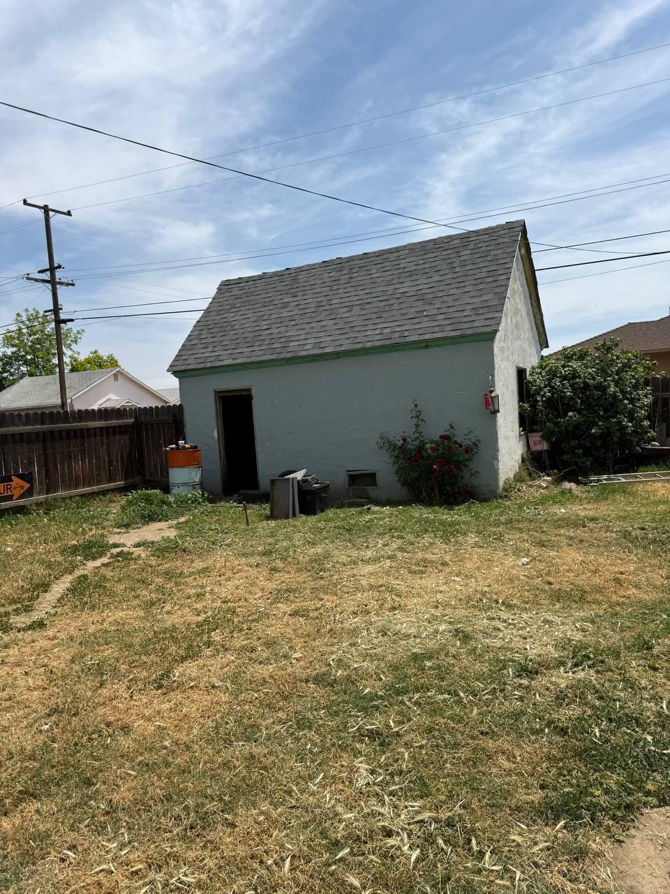 Orange Avenue, Chowchilla, California image 20