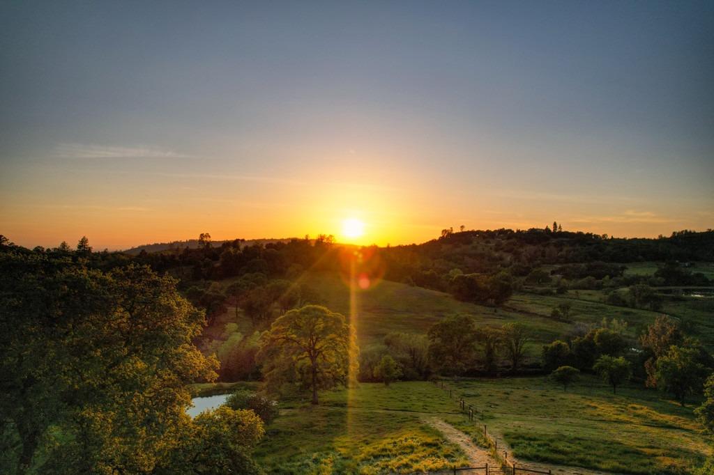 Meadow View Lane, Auburn, California image 2