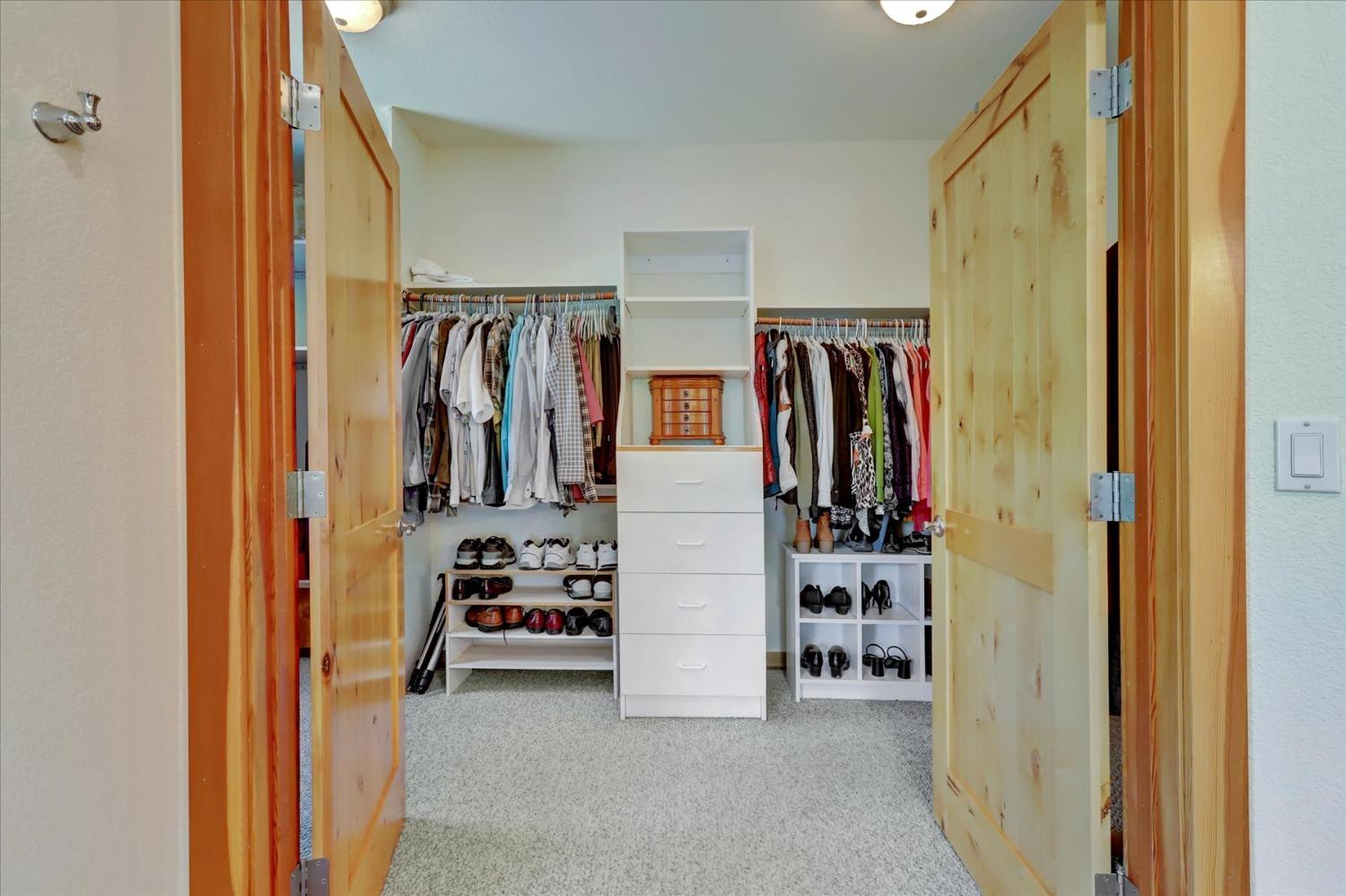 Detail Gallery Image 25 of 80 For 12673 Hoppy Hollow Rd, Grass Valley,  CA 95945 - 4 Beds | 3/1 Baths