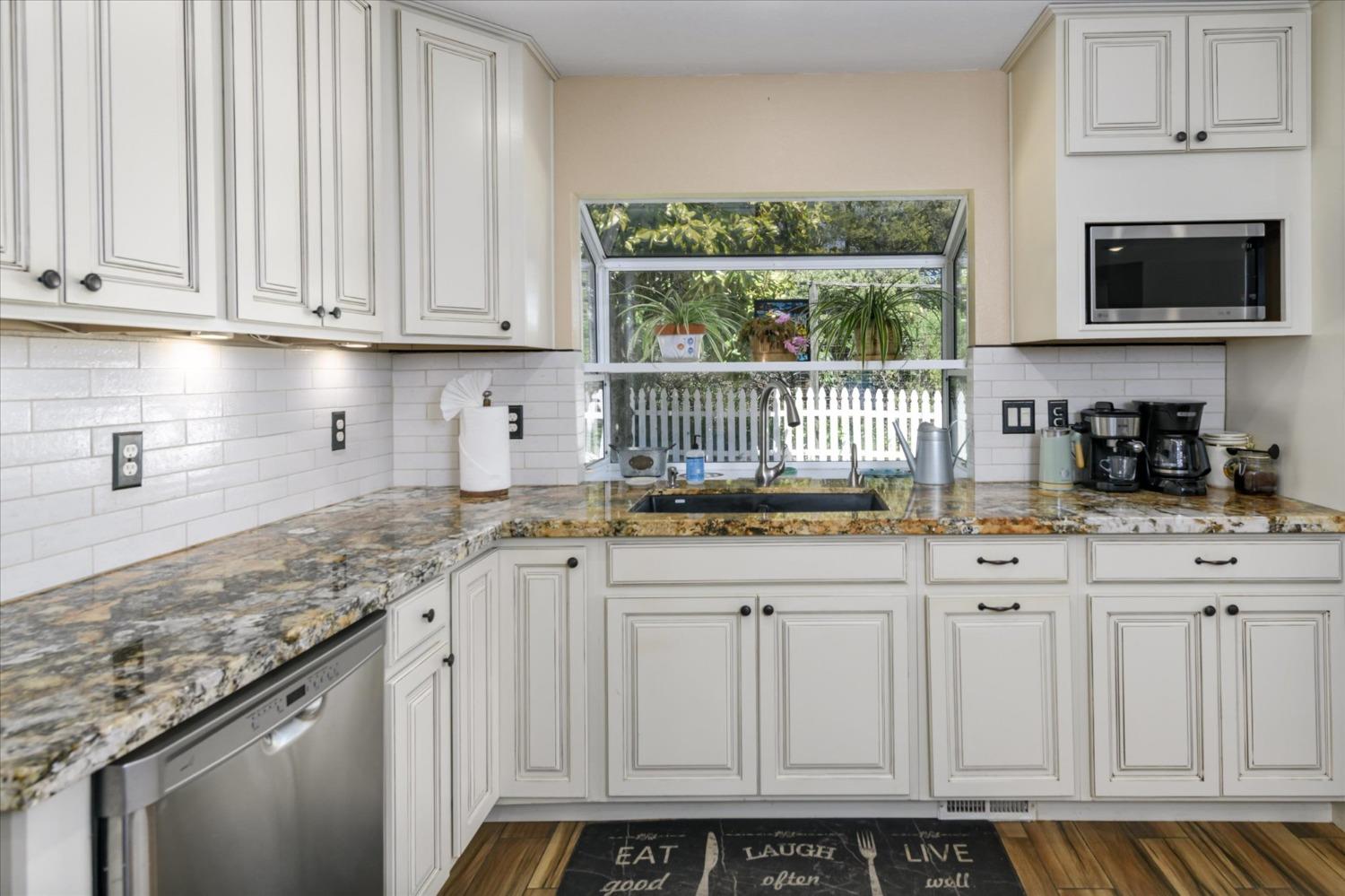 Detail Gallery Image 18 of 70 For 3610 Loma Dr, Shingle Springs,  CA 95682 - 4 Beds | 2/1 Baths