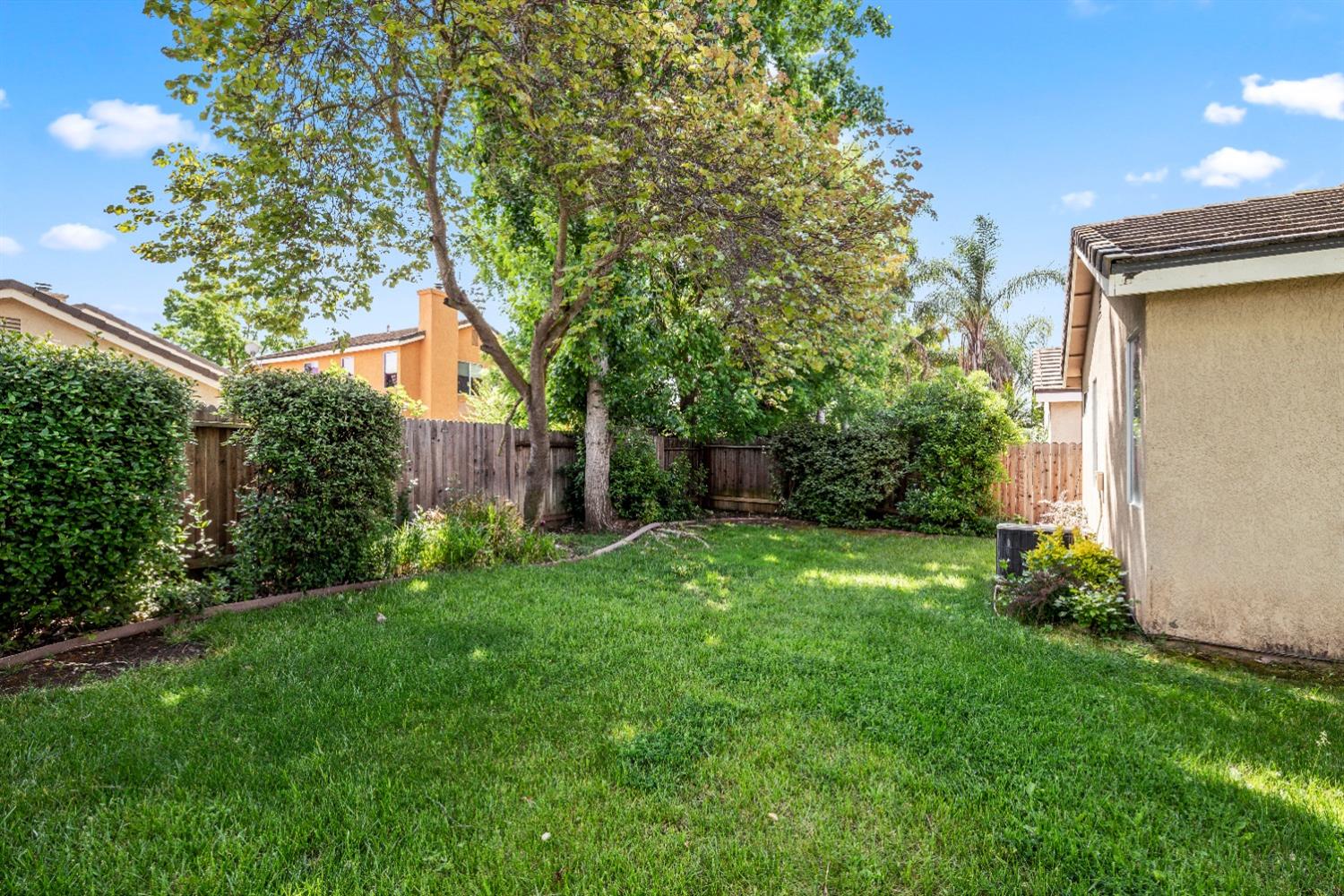Detail Gallery Image 28 of 29 For 9394 Bennoel Way, Elk Grove,  CA 95758 - 3 Beds | 2 Baths