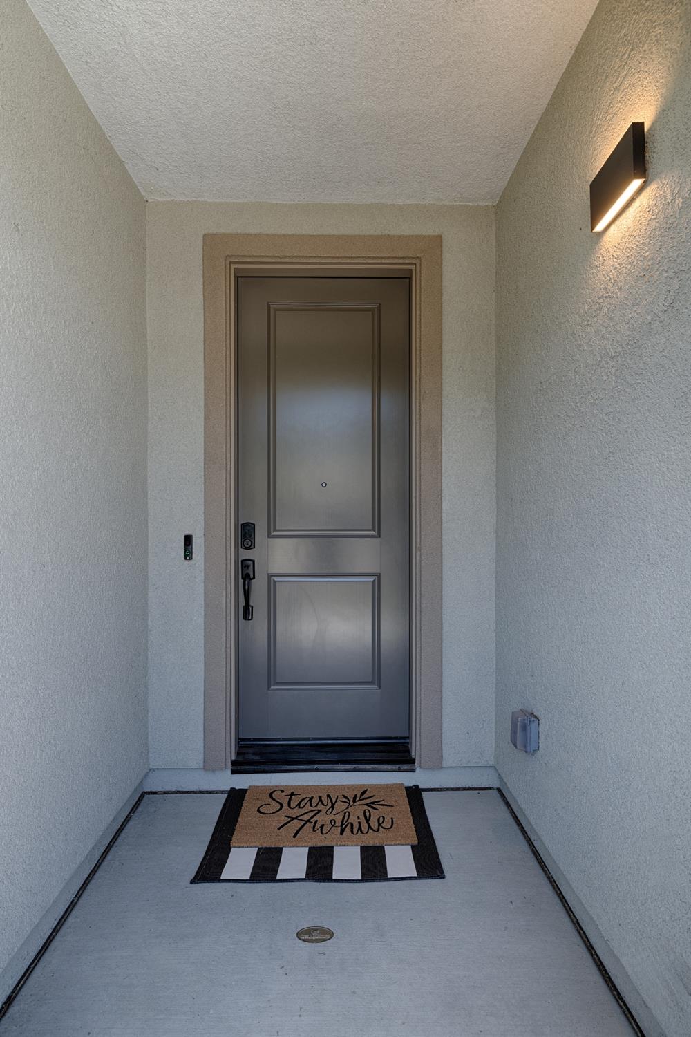 Pacific Grove Way, Olivehurst, California image 5