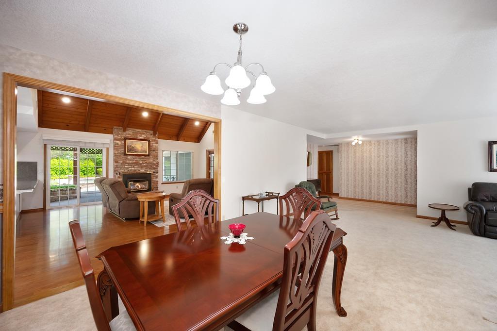 Sidesaddle Way, Roseville, California image 11