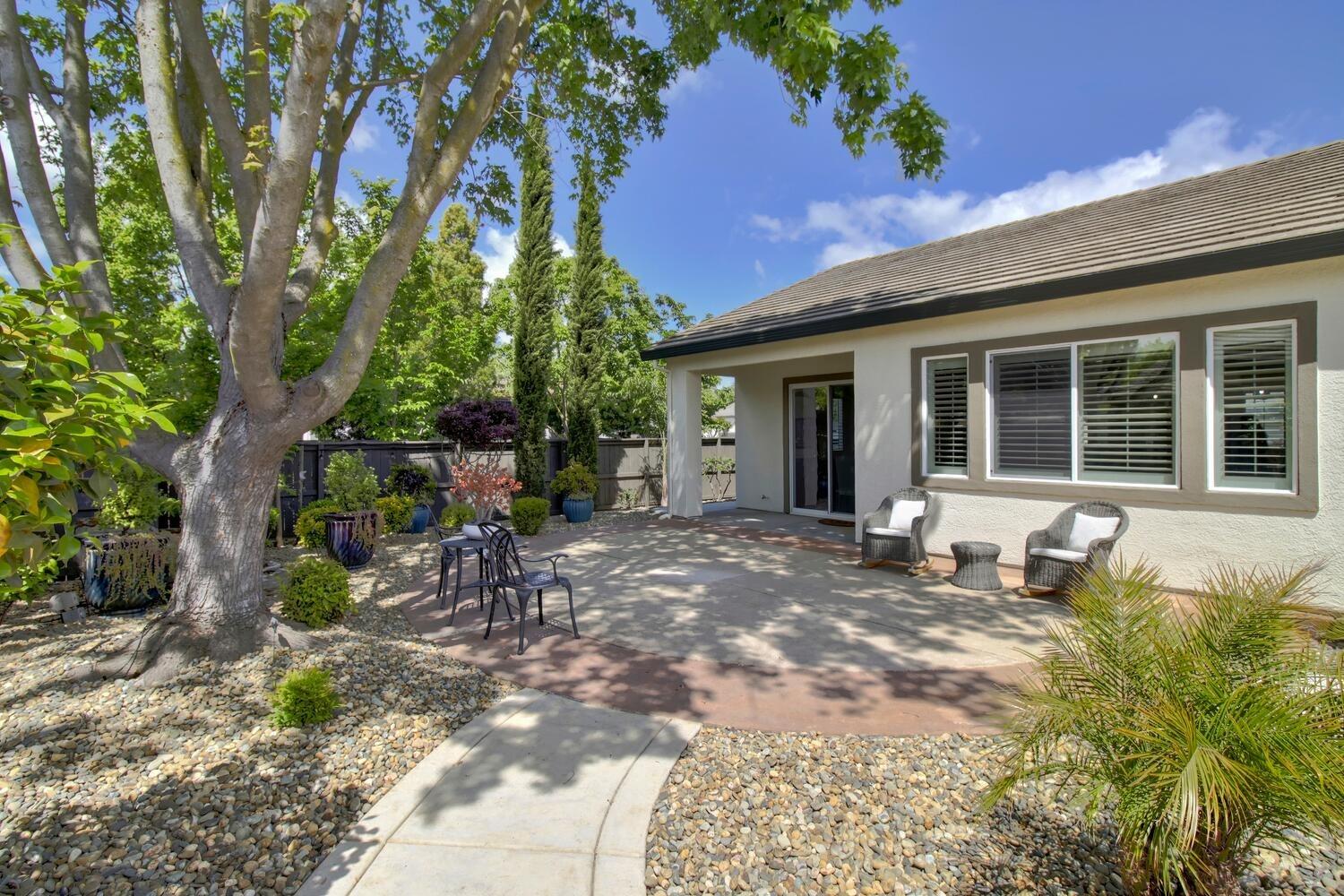 Detail Gallery Image 64 of 85 For 2500 Emerald Lake, Elk Grove,  CA 95758 - 2 Beds | 2 Baths