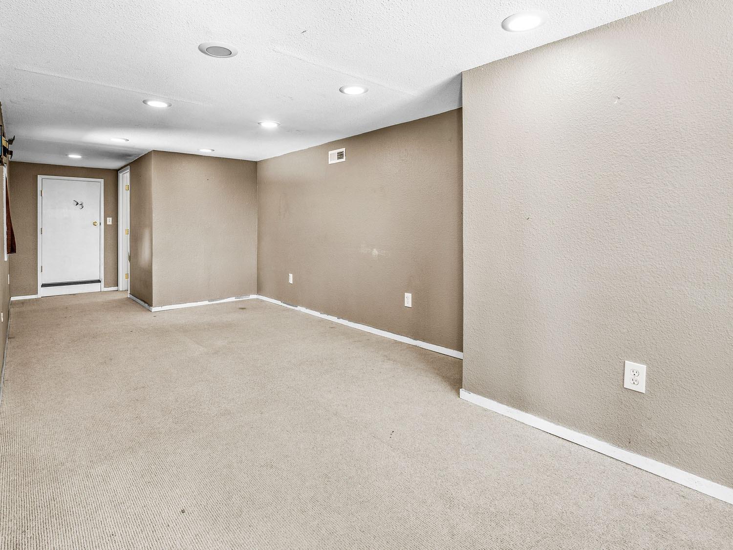 Vita Grande Court, Camino, California image 37