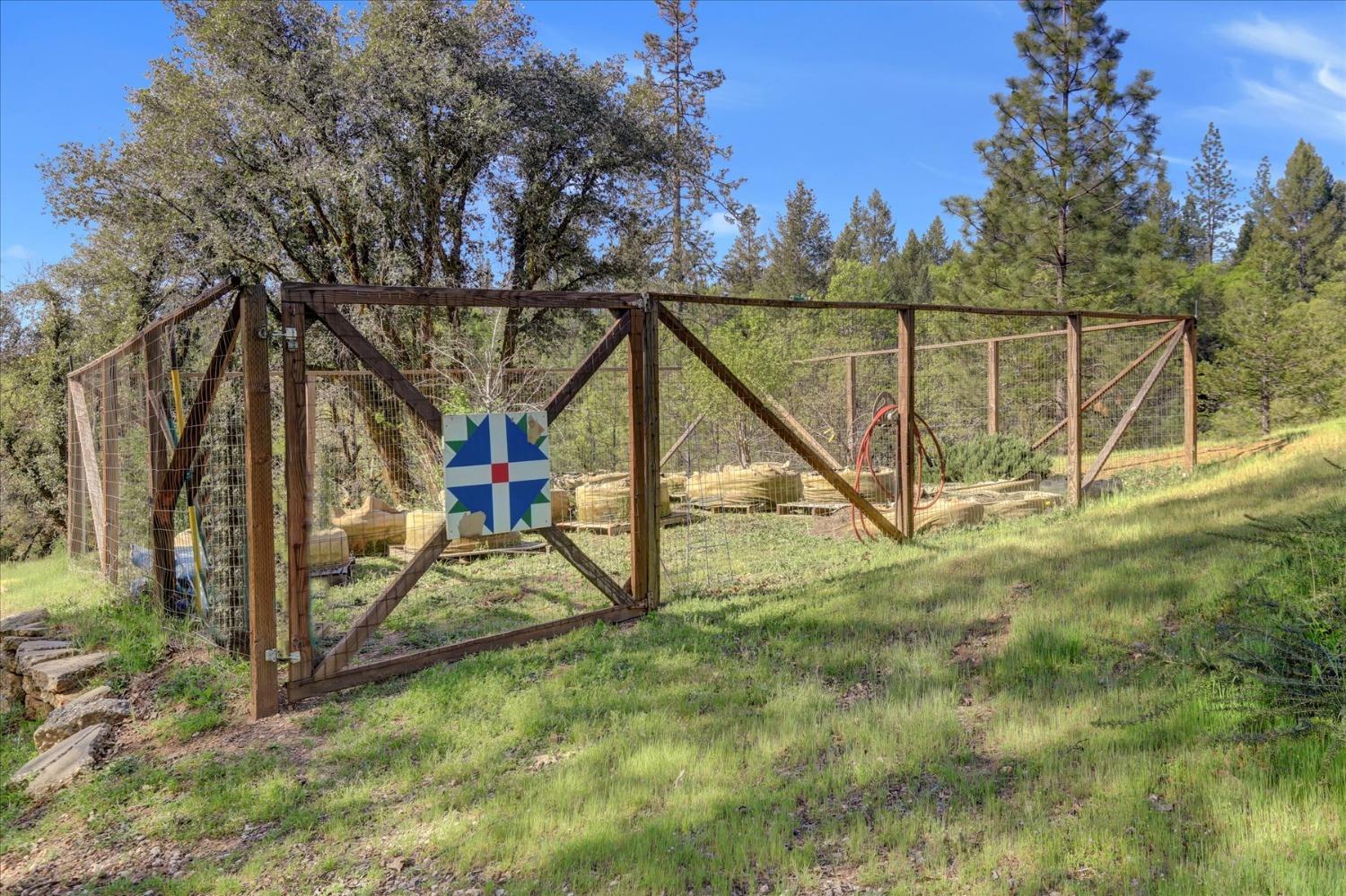 Detail Gallery Image 67 of 80 For 12673 Hoppy Hollow Rd, Grass Valley,  CA 95945 - 4 Beds | 3/1 Baths