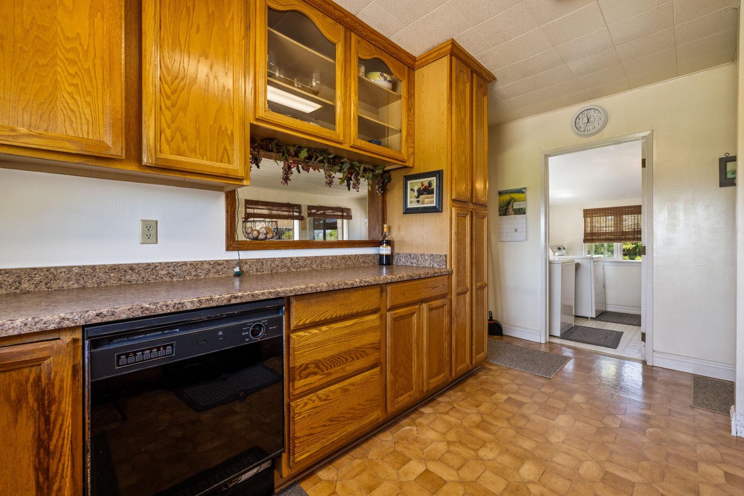 N Graham Road, Acampo, California image 27