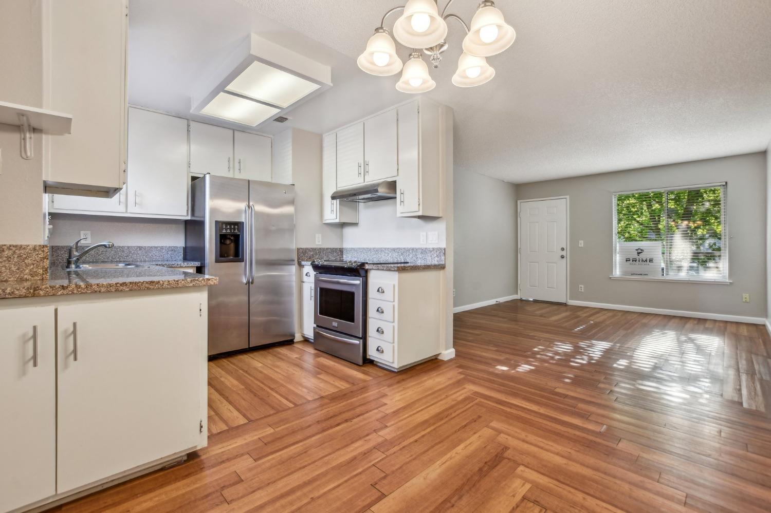 Photo #3: 225033057 Listing 