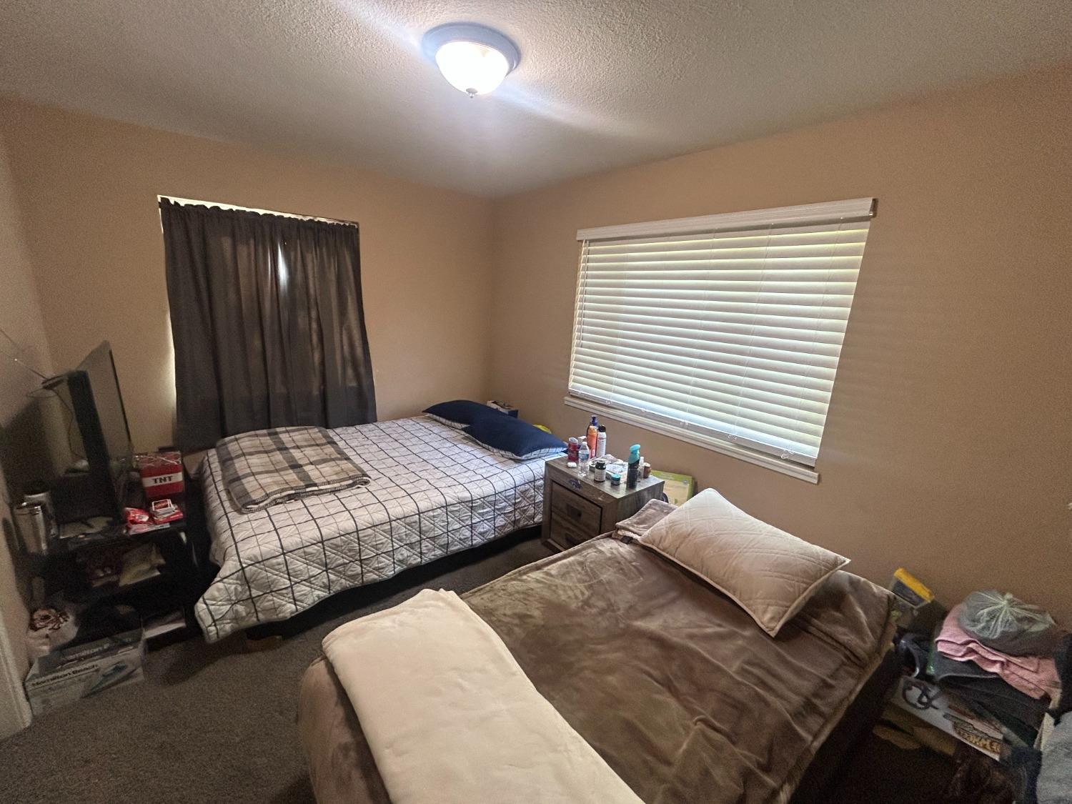 Detail Gallery Image 14 of 17 For 2448 E Washington St, Stockton,  CA 95205 - 3 Beds | 2 Baths