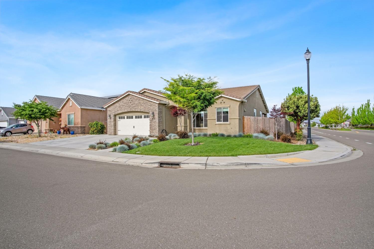 Gianna Marie Avenue, Manteca, California image 5