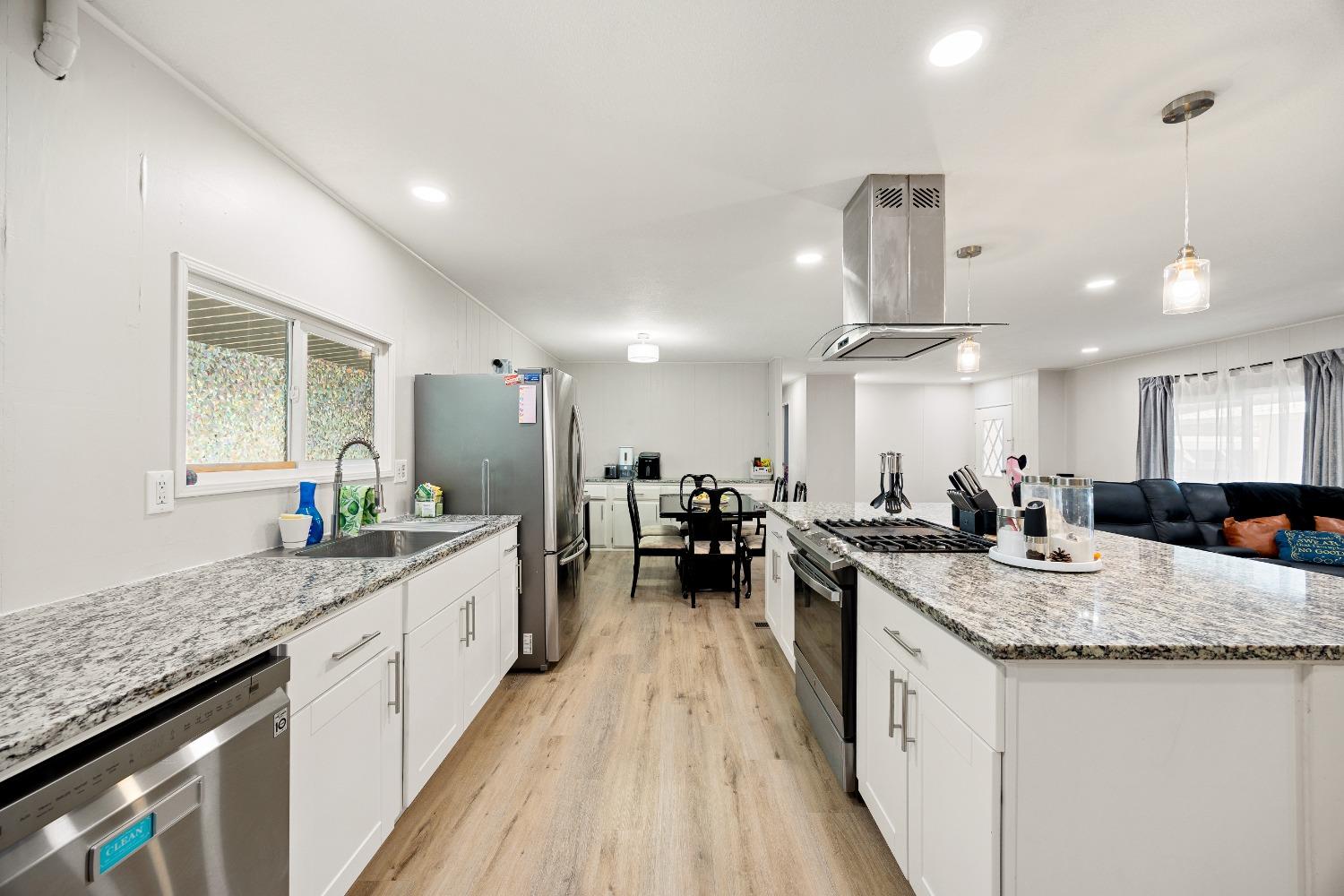 Detail Gallery Image 17 of 32 For 7305 Topanga, Sacramento,  CA 95842 - 3 Beds | 2 Baths