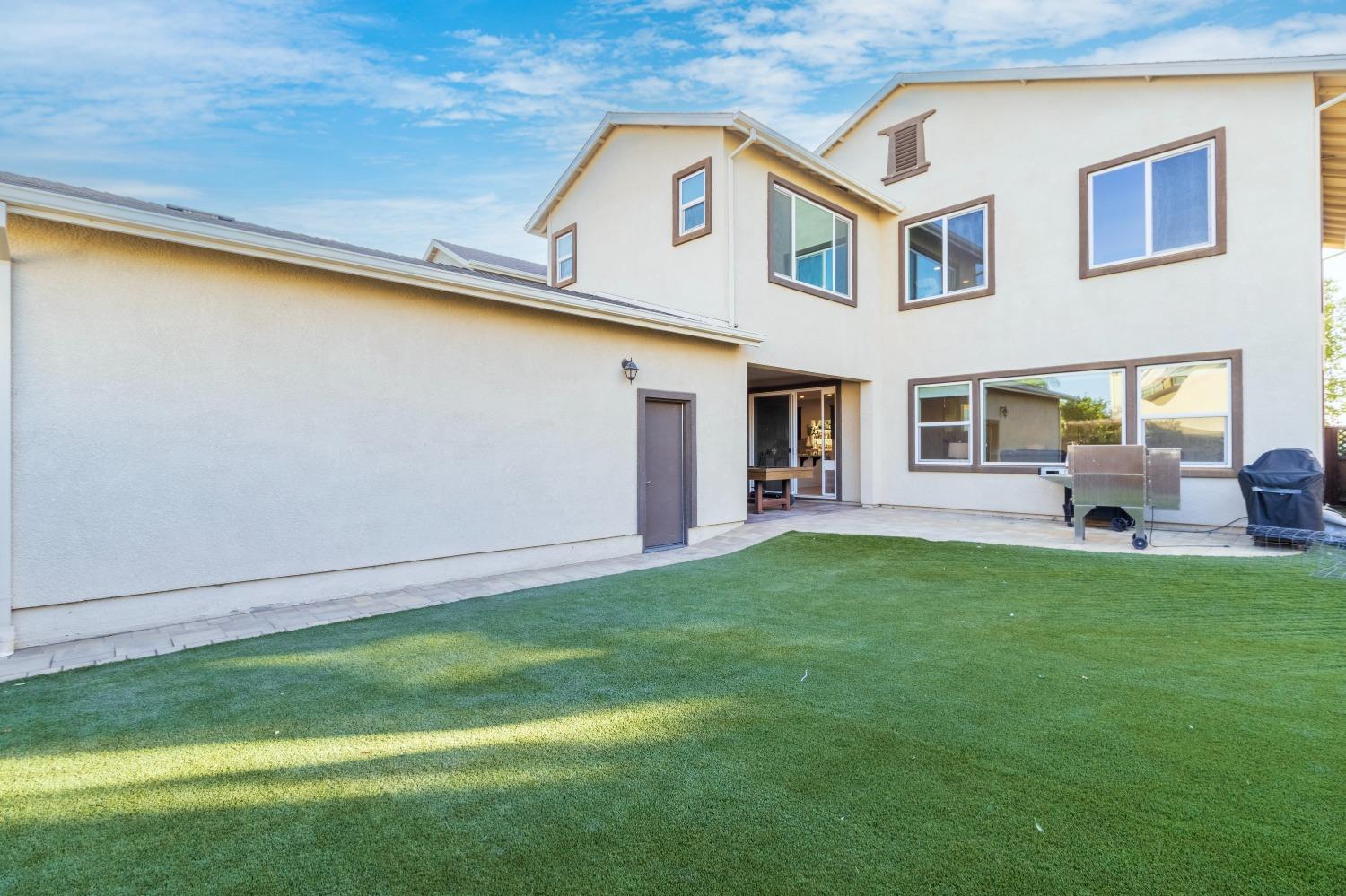 Detail Gallery Image 50 of 72 For 2342 Augusta Ave, Tracy,  CA 95377 - 4 Beds | 3 Baths