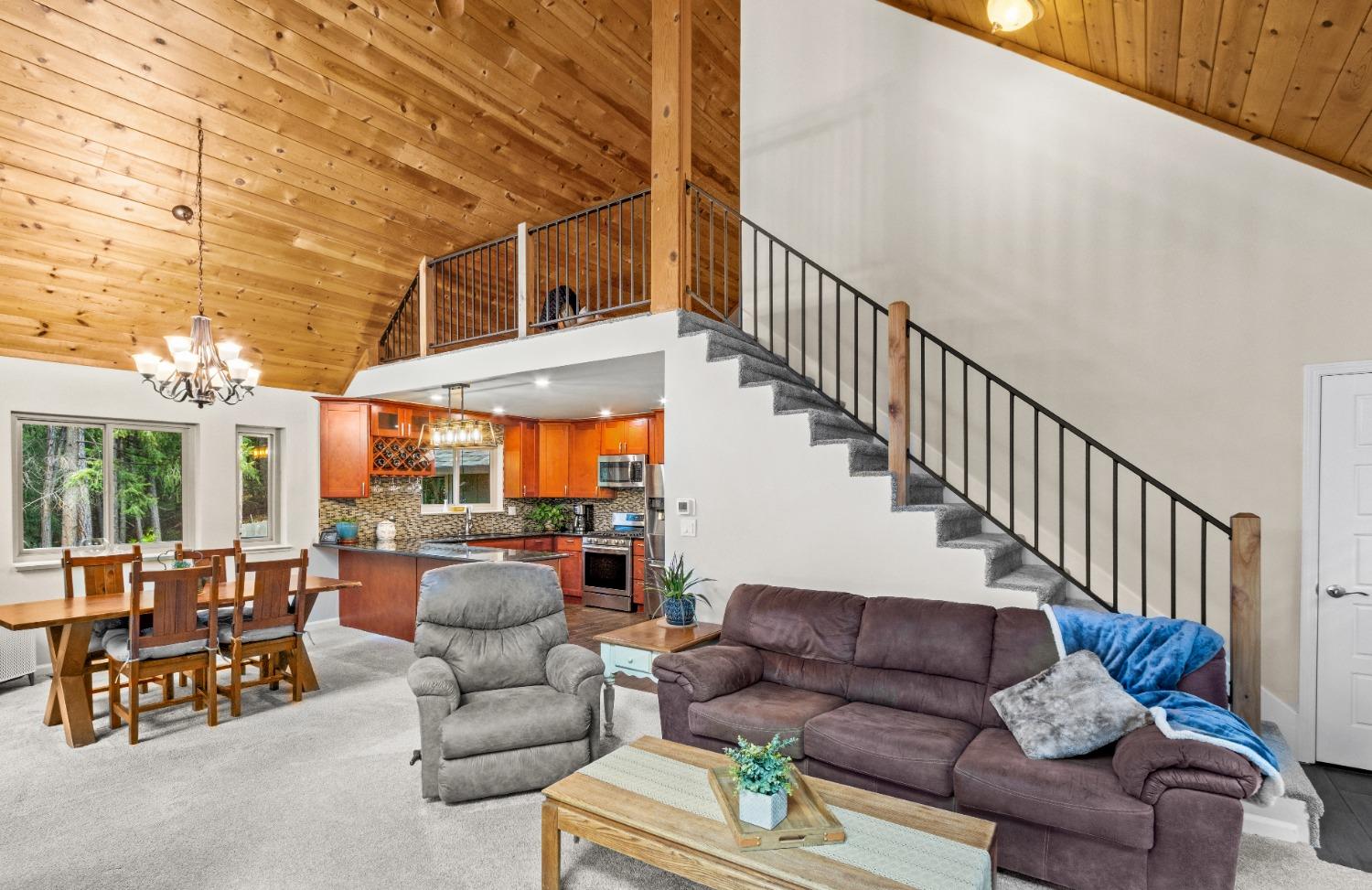 Detail Gallery Image 20 of 44 For 6360 Red Robin Rd, Placerville,  CA 95667 - 4 Beds | 2 Baths