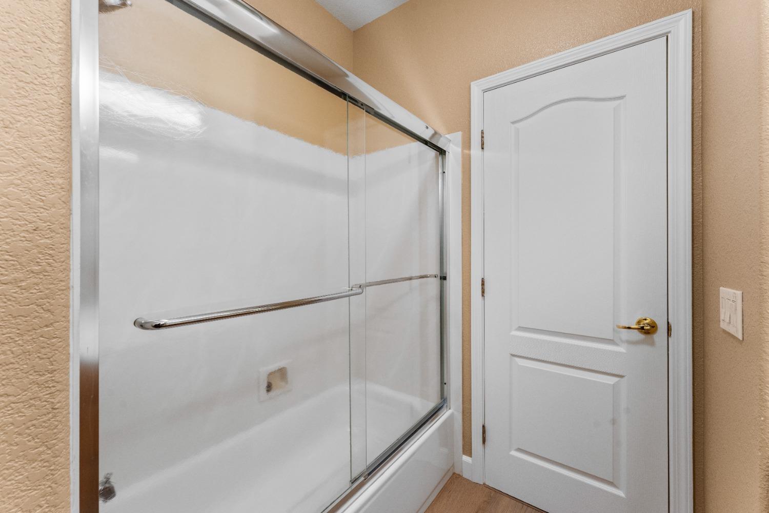 Hadnall Ct, Roseville, California image 33