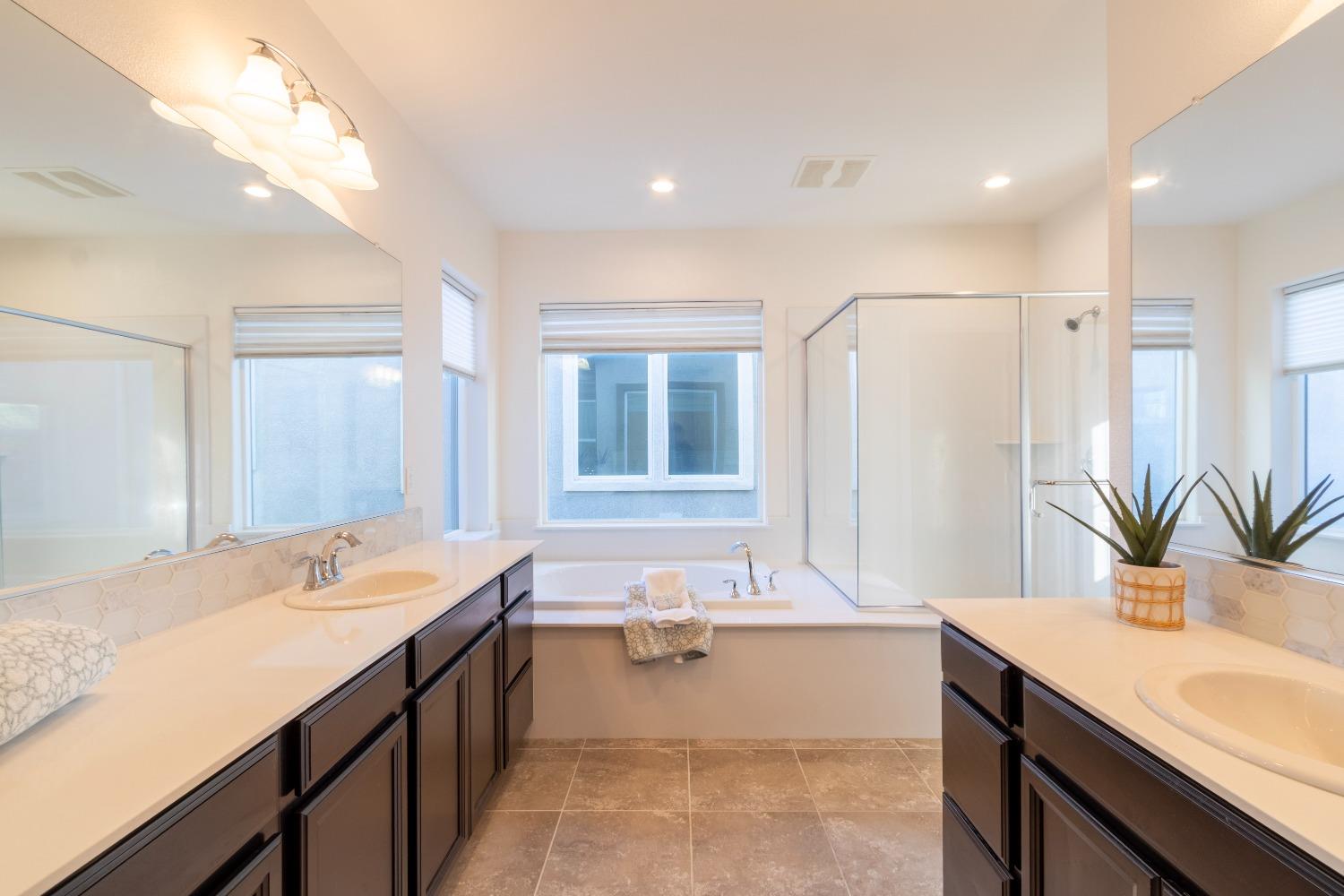 Detail Gallery Image 39 of 72 For 2342 Augusta Ave, Tracy,  CA 95377 - 4 Beds | 3 Baths
