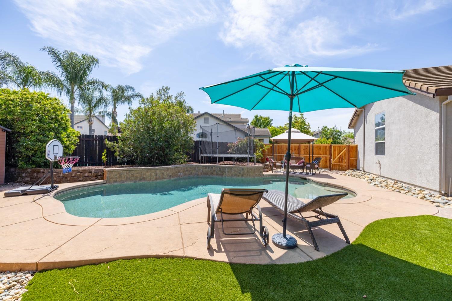 Detail Gallery Image 50 of 63 For 23 Alazar Ct, Sacramento,  CA 95835 - 4 Beds | 3 Baths