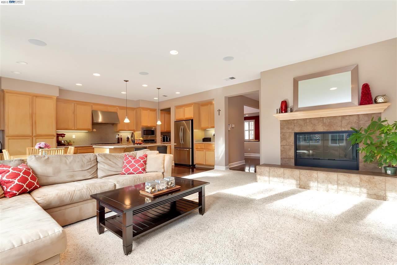 Detail Gallery Image 13 of 29 For 2159 Mornington Ln, San Ramon,  CA 94582 - 4 Beds | 3 Baths