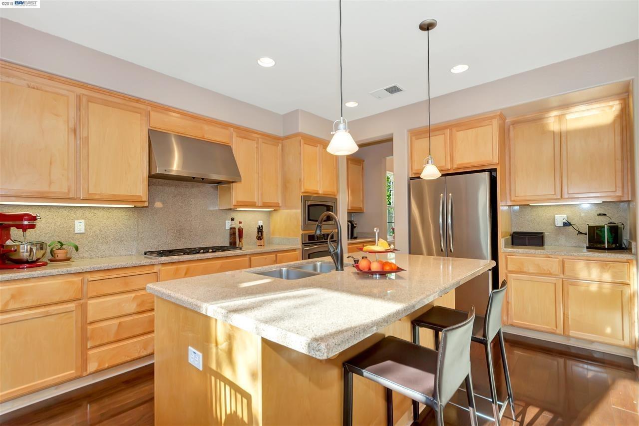 Detail Gallery Image 9 of 29 For 2159 Mornington Ln, San Ramon,  CA 94582 - 4 Beds | 3 Baths